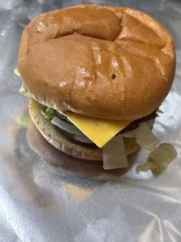 1/4lb Cheeseburger